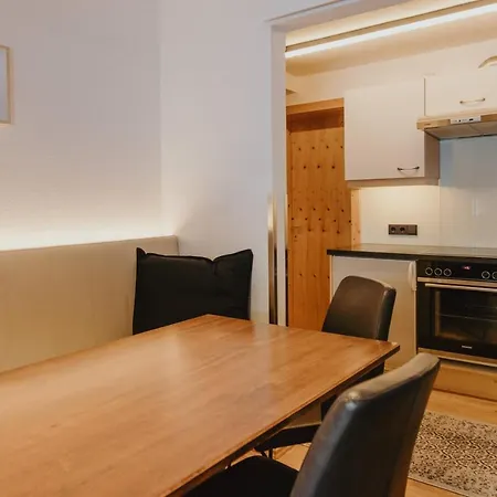 Gaestehaus Kolp * St Anton am Arlberg